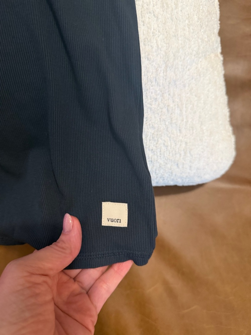Vuori Navy Blue Women's Button-Down Polo Shirt Discovery Dunes - Picture 2 of 6
